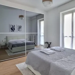Apartment Prampolini 12 - Affittica, Mailand