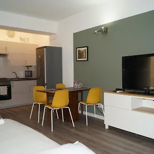 Apartment Navigli-darsena In The Heart Of The, Mailand